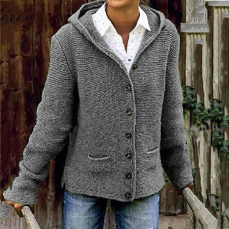 Sara| Simple and stylish winter garment