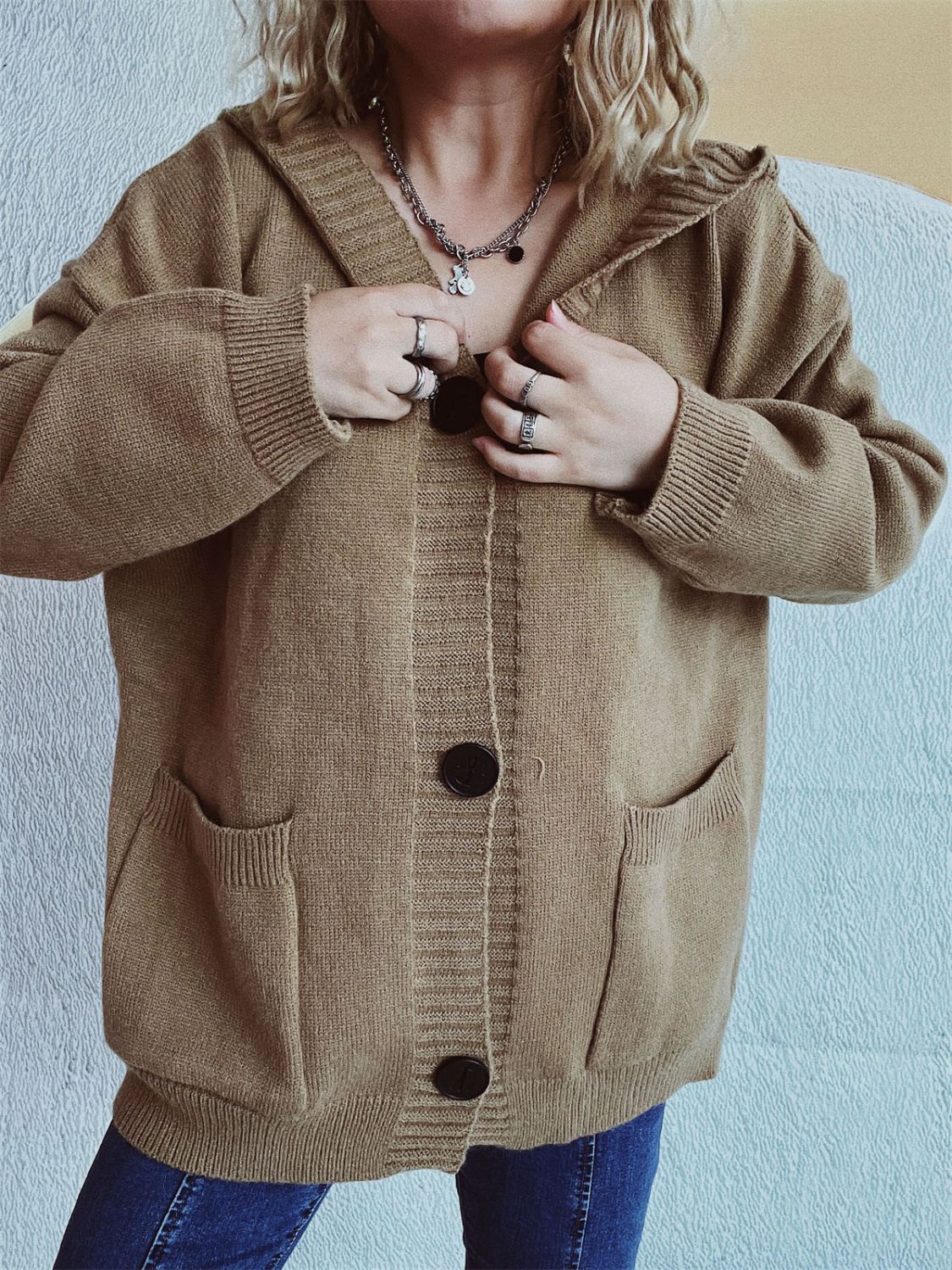 Beatrice | Long-sleeved cardigan with hood and dropped shoulders