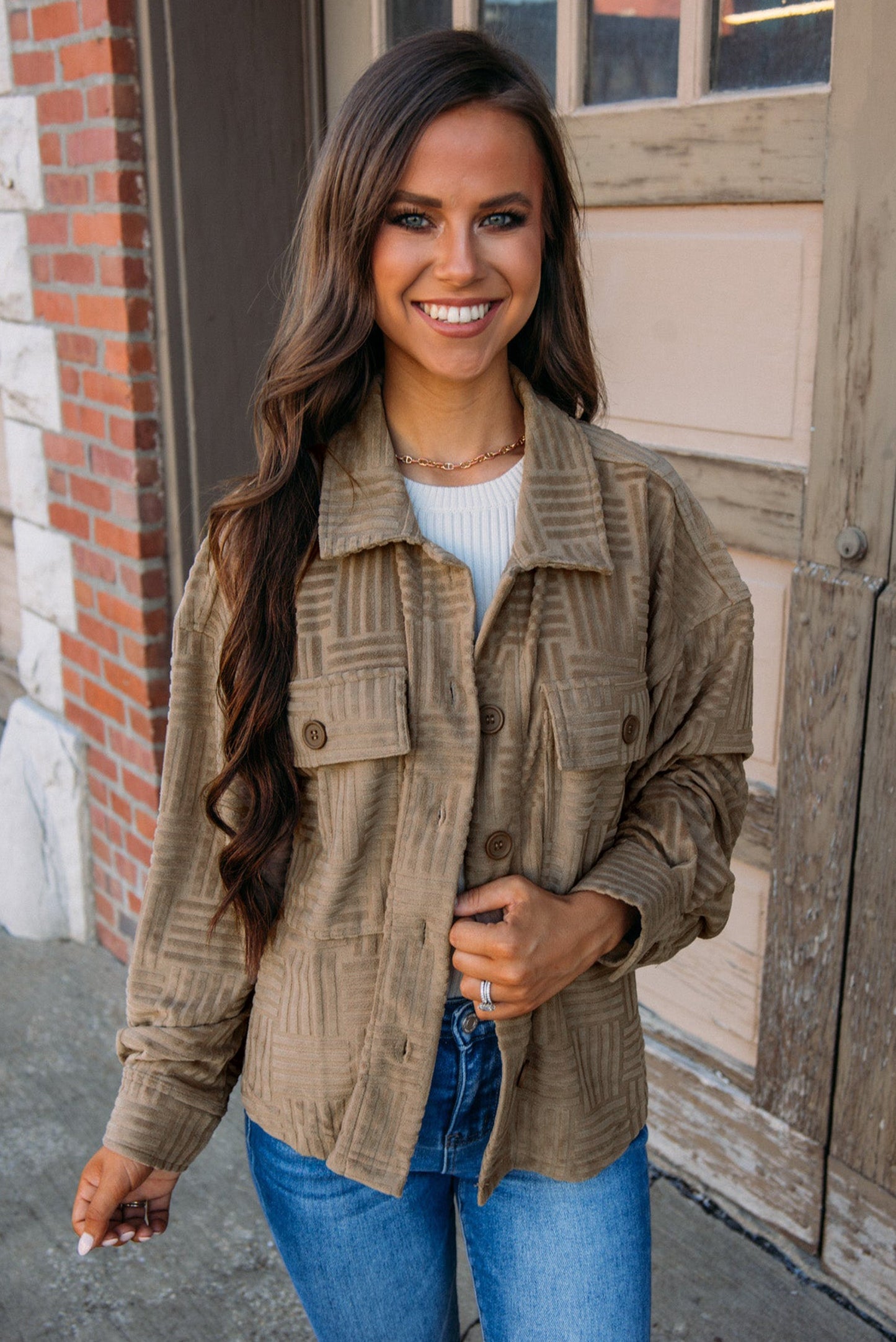 Fatima | Fashionable and minimalist winter garment