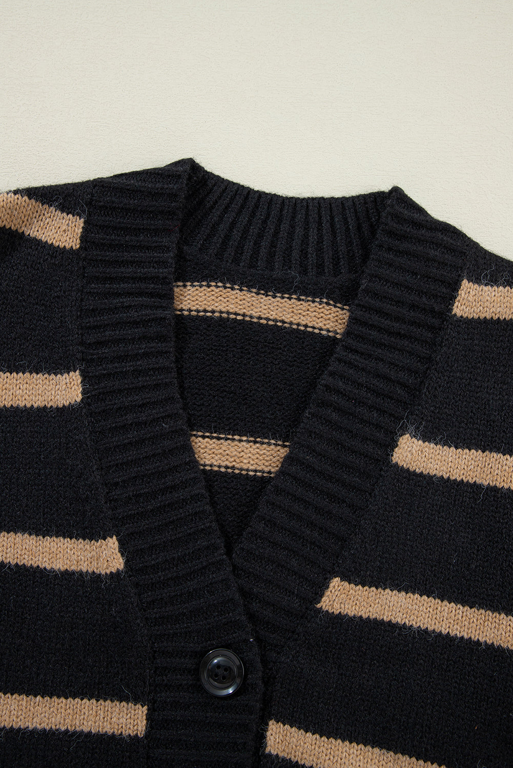 Ornella | Classic and stylish winter cardigan