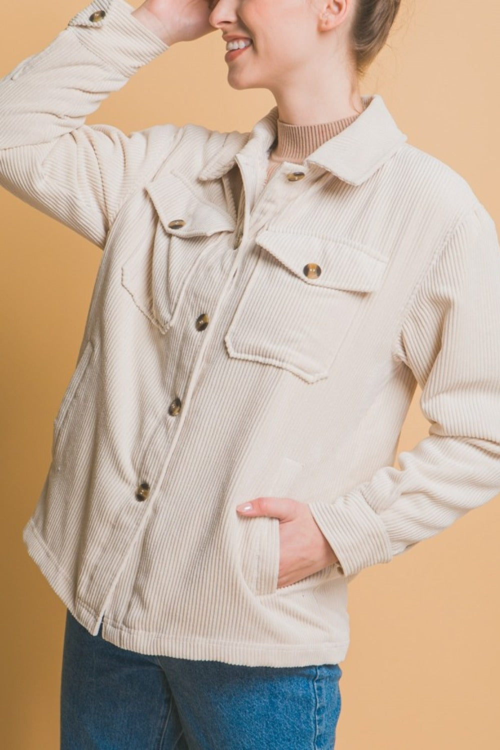 Beatriz | Love Tree corduroy jacket with buttons and Sherpa interior