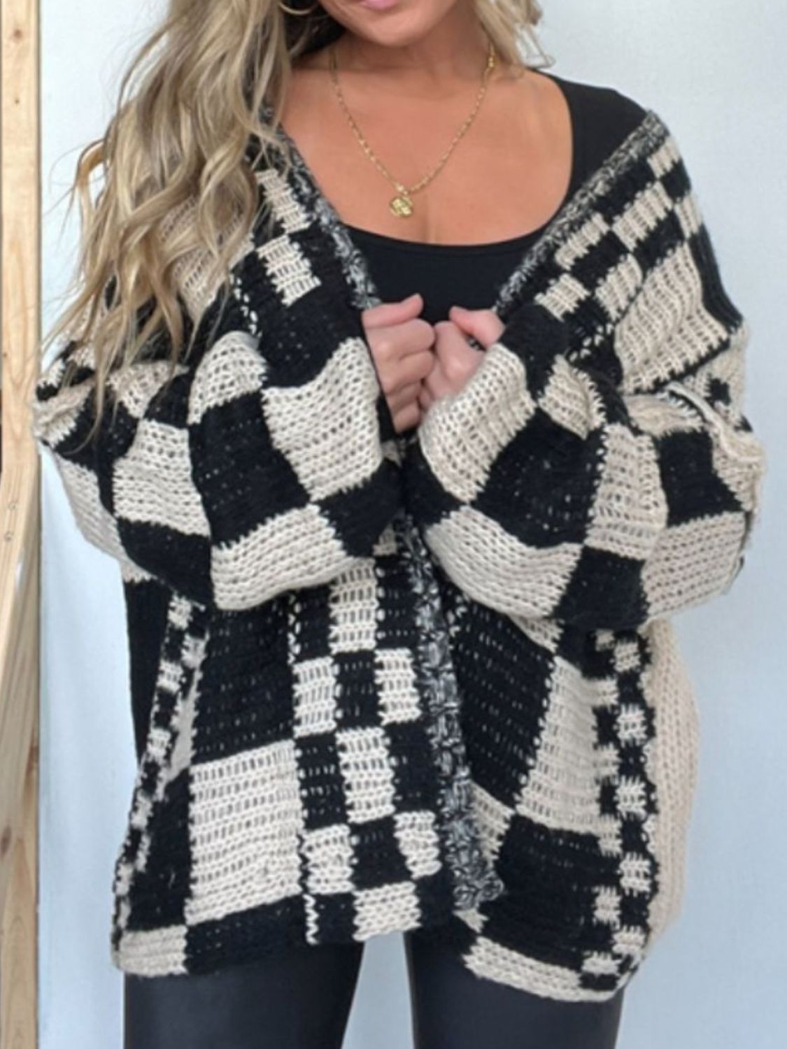 Dayana | Casual and stylish winter cardigan