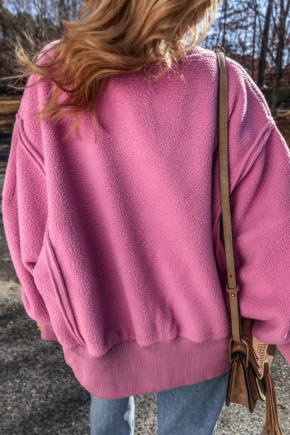 Lucie | Long-sleeved sweatshirt with a slit and a crew neck