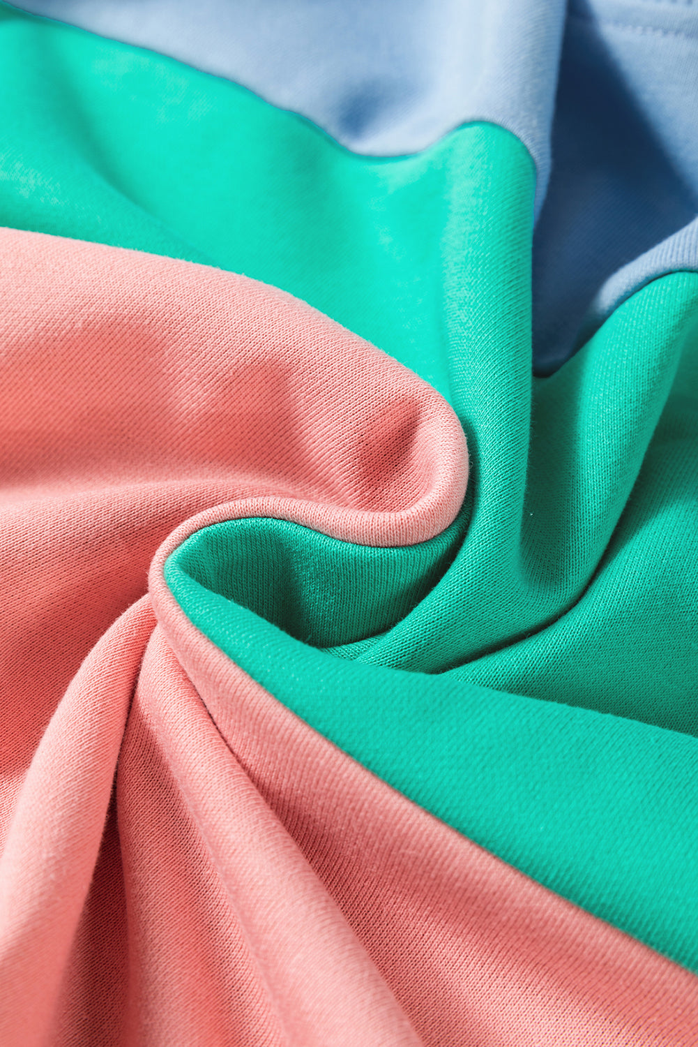 Edna | Relaxed and timeless winter garment