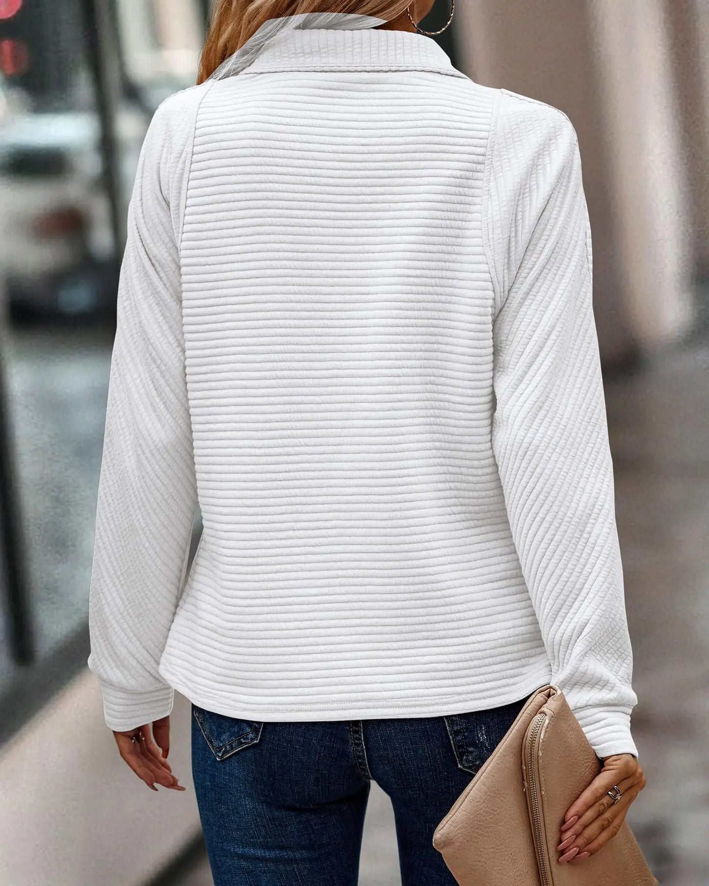 Irina | FASHIONABLE KNITTED SWEATER