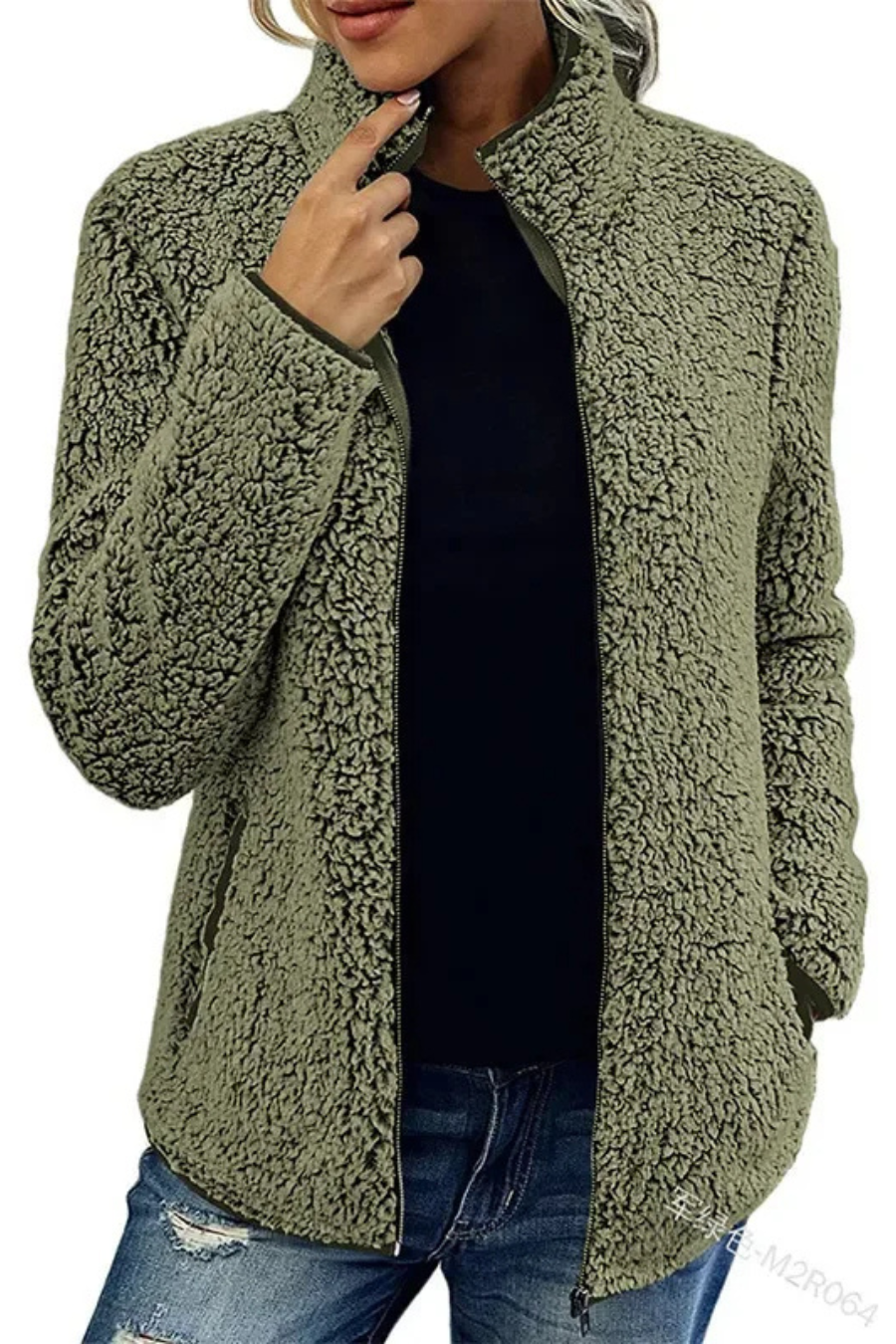 Cecilia | Relaxed and timeless winter garment