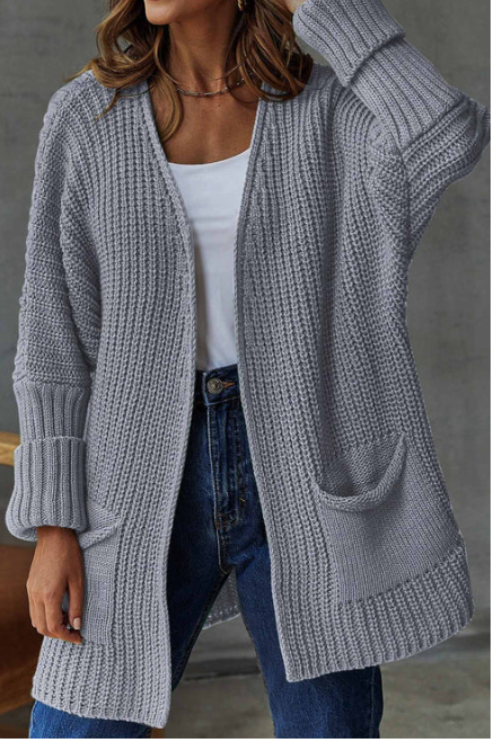 Dominique | Modern and versatile winter cardigan