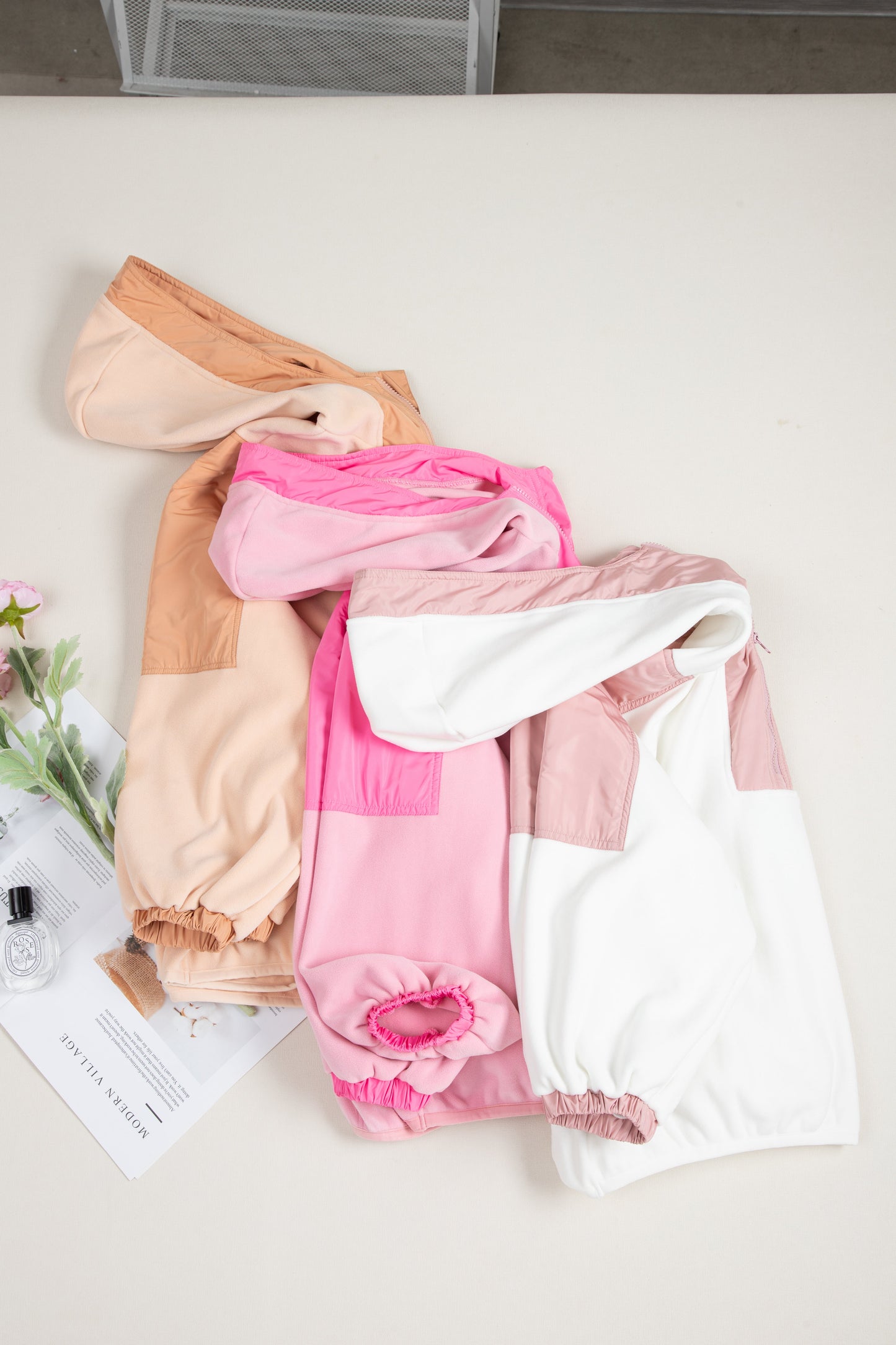 Paulina| Modern and comfortable winter hoodie
