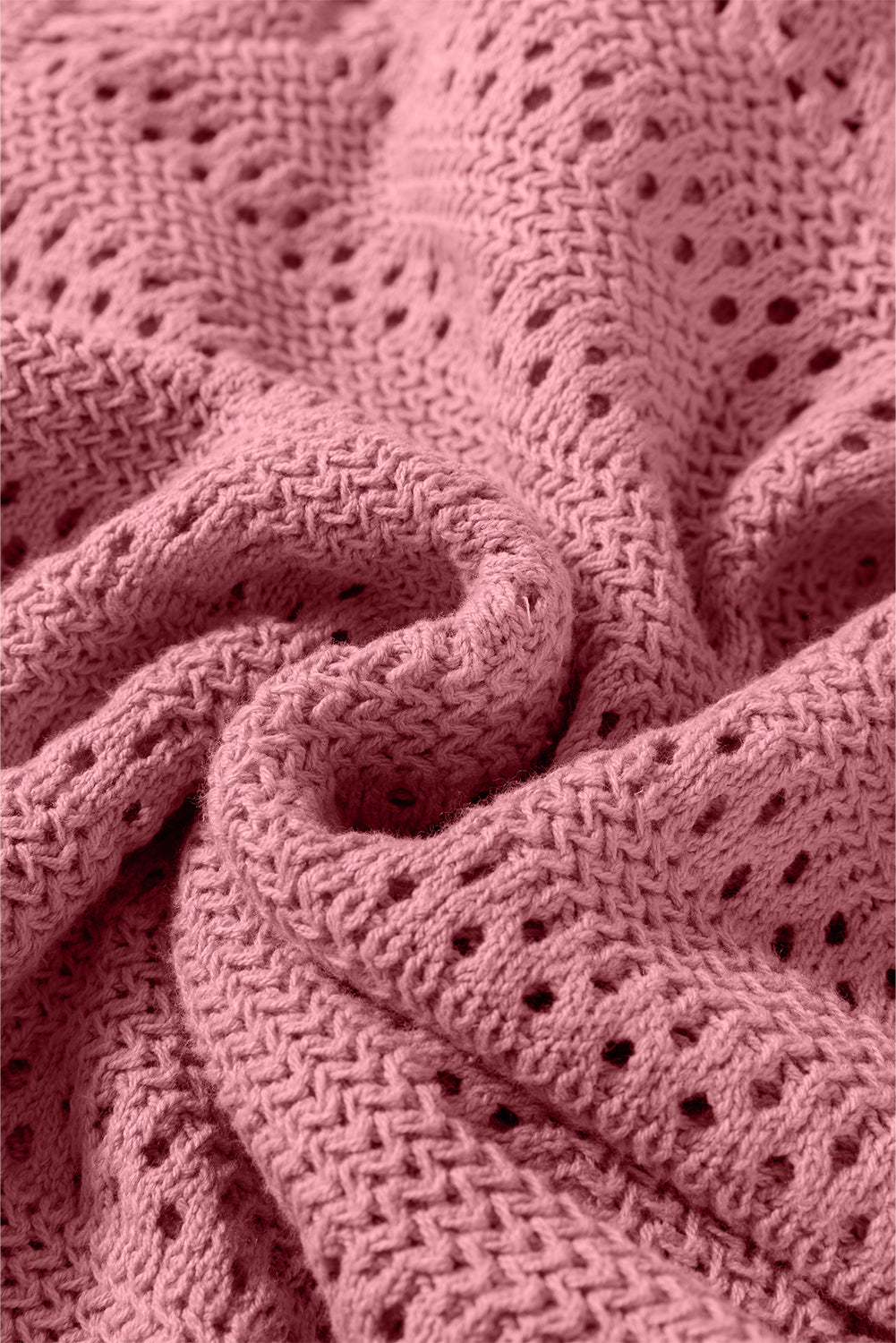 Claudia | Fashionable and comfortable winter sweater.