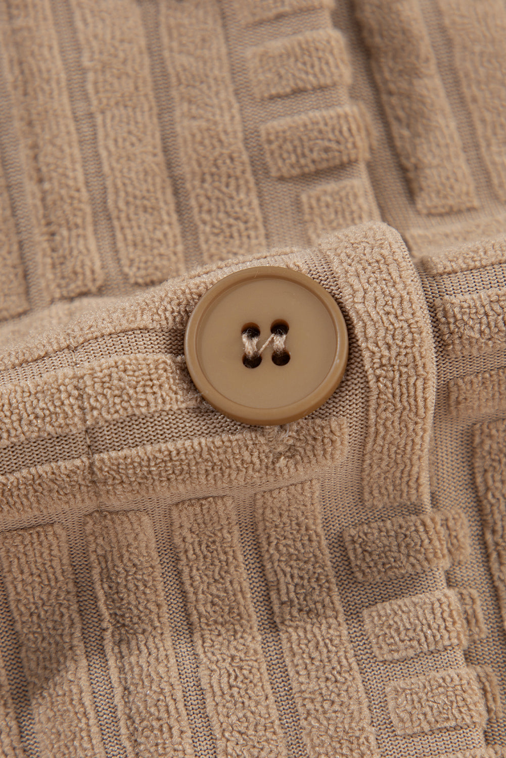 Fatima | Fashionable and minimalist winter garment
