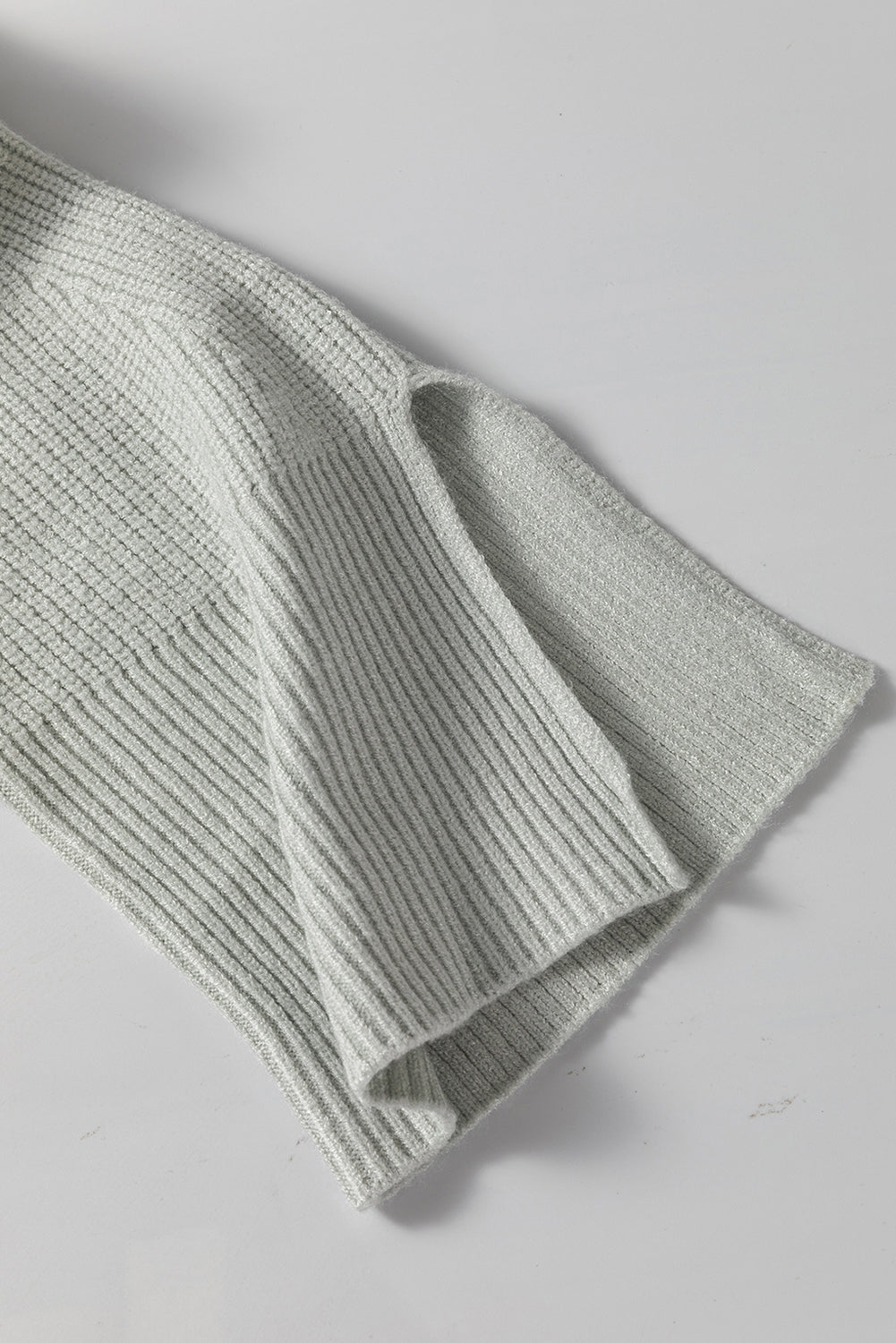 Frieda| Stylish and elegant winter sweater