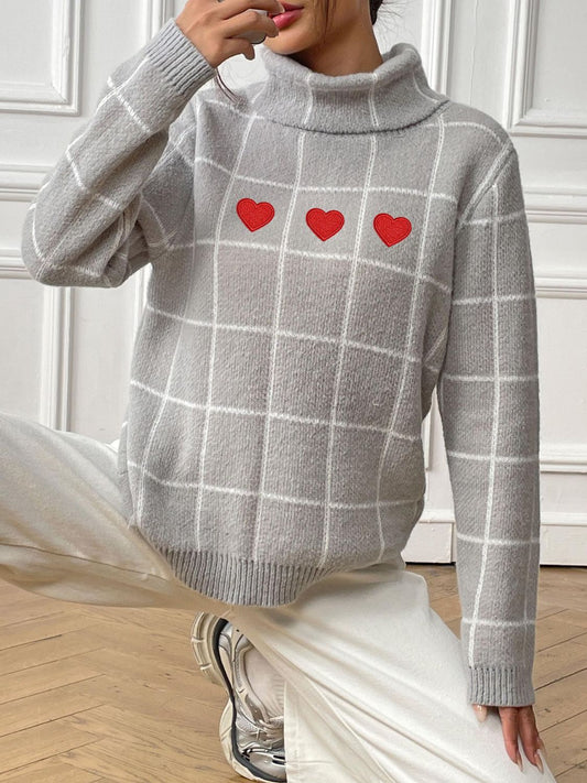 Marianna | Long-sleeved turtleneck sweater with a heart-shaped check pattern