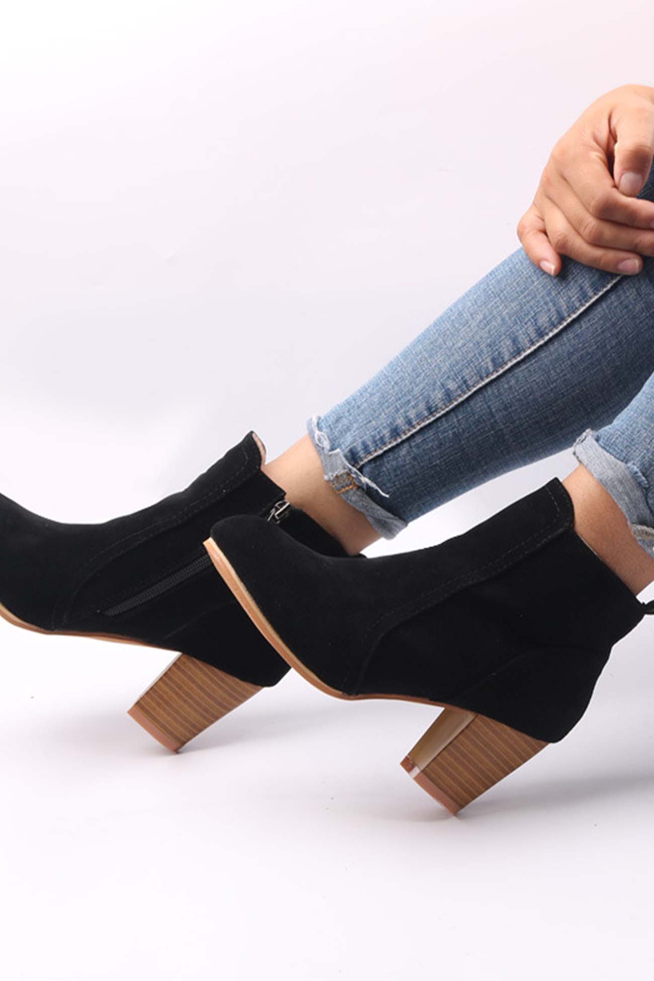 Romina | Fashionable, supportive orthopedic boots