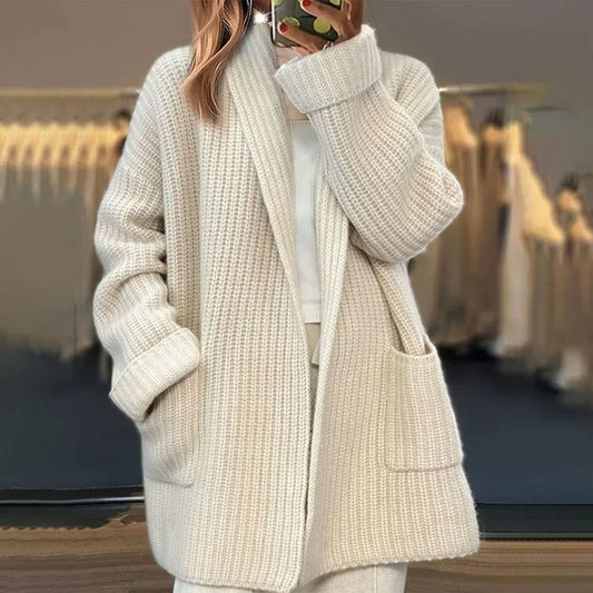 Estela® | Creamy white jacket