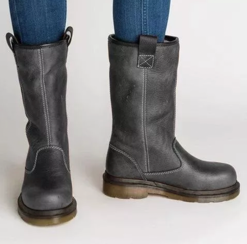 Sara | Fashionable and supportive orthopedic boots.