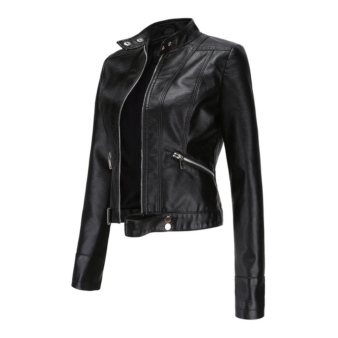 Paola | Timeless and elegant winter clothing