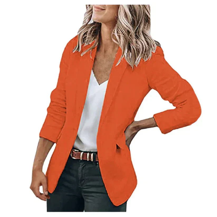 Reina | Modern and fashionable winter clothing item