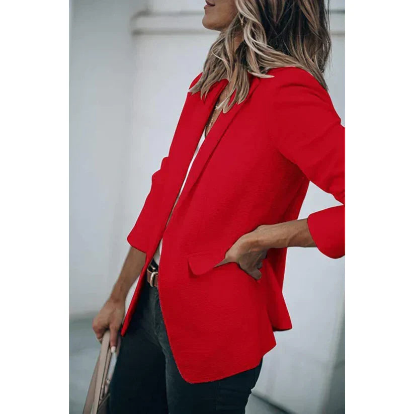 Reina | Modern and fashionable winter clothing item