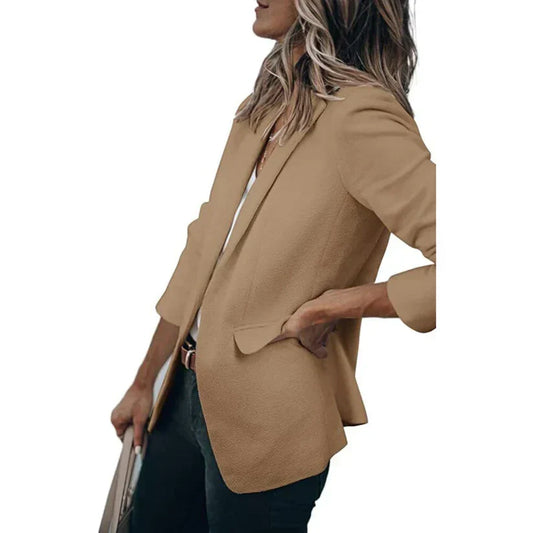 Yamila | Modern and fashionable winter clothing item