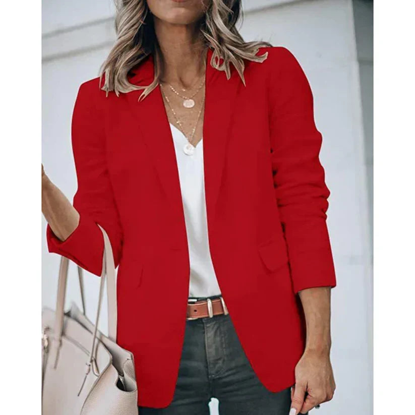 Reina | Modern and fashionable winter clothing item