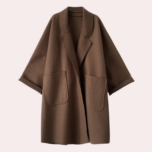 Mayra | Relaxed and timeless winter coat