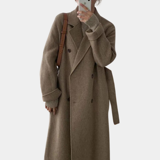 Maria Fernanda | Tailored and elegant winter coat