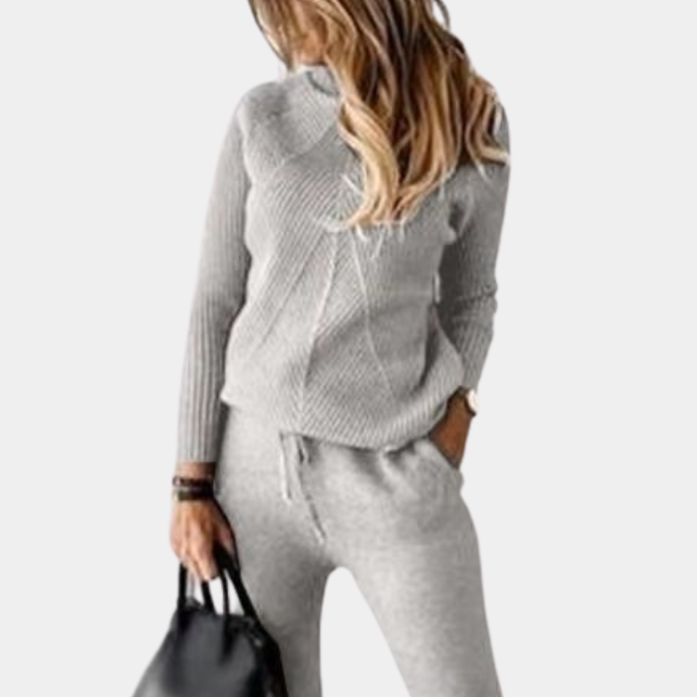 Victoria | Effortless and trendy winter garment