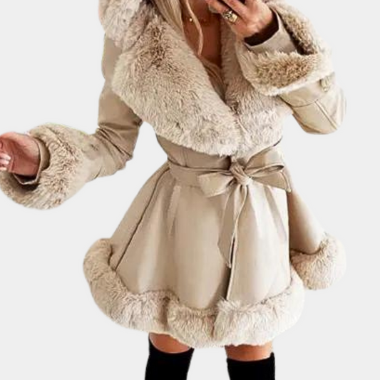 Natalia| Chic and versatile winter garment