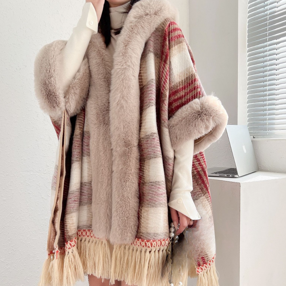 Susana| Fashionable and minimalist winter garment