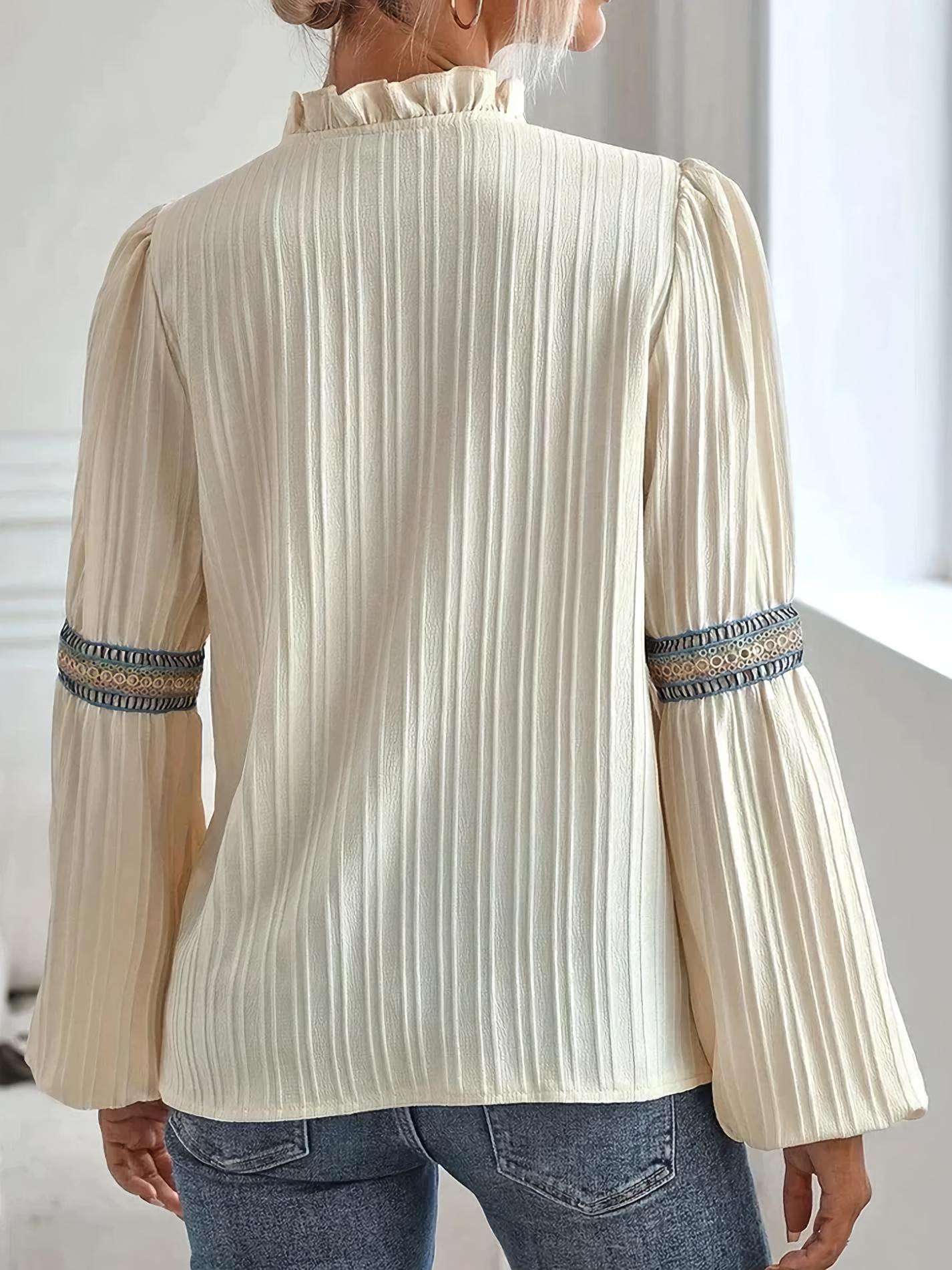 Lizzie® | Elegant Shirt With A Truffle Design