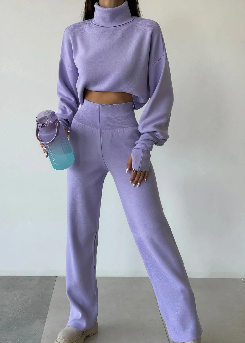 Greta | Comfortable suit set with a high collar