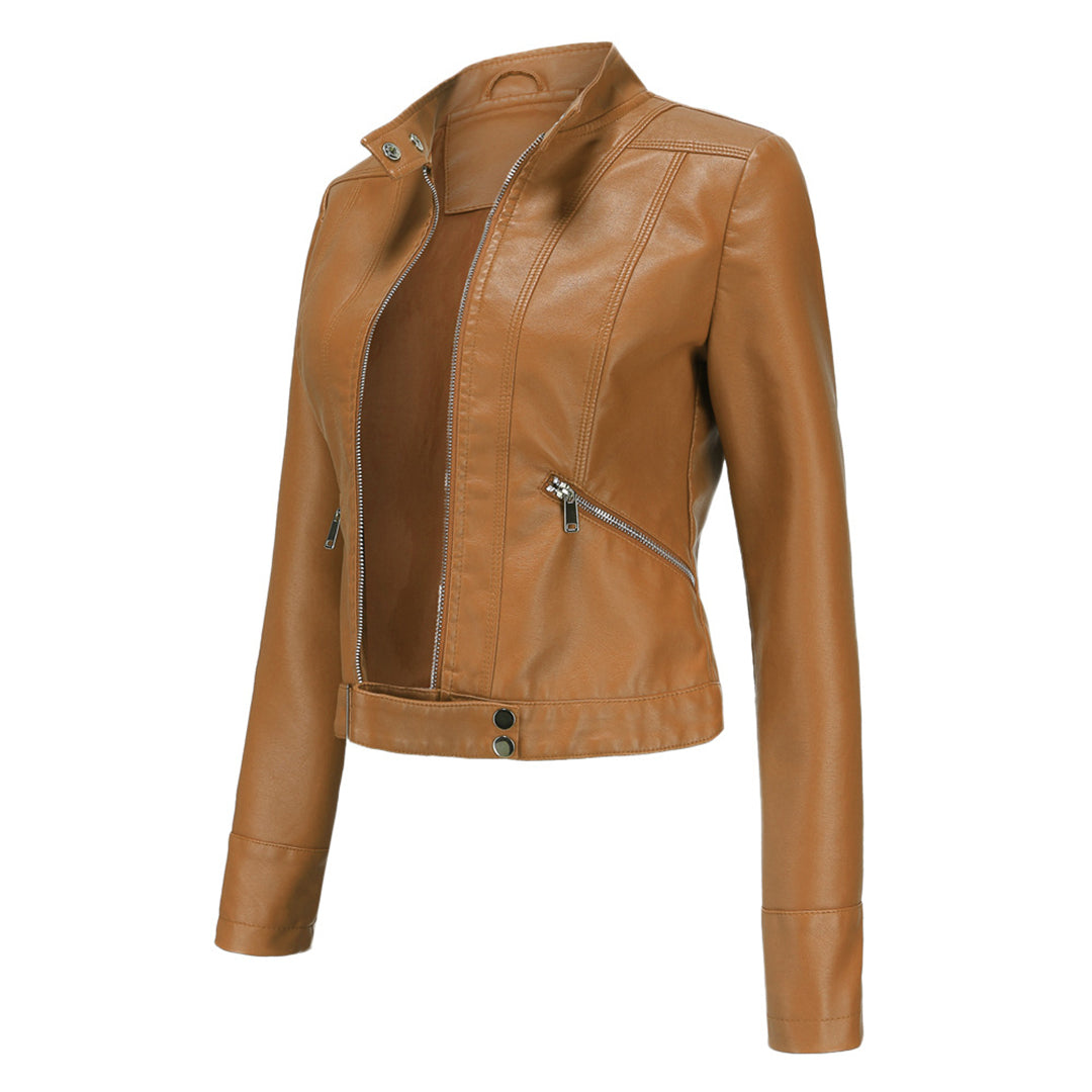 Paola | Timeless and elegant winter clothing