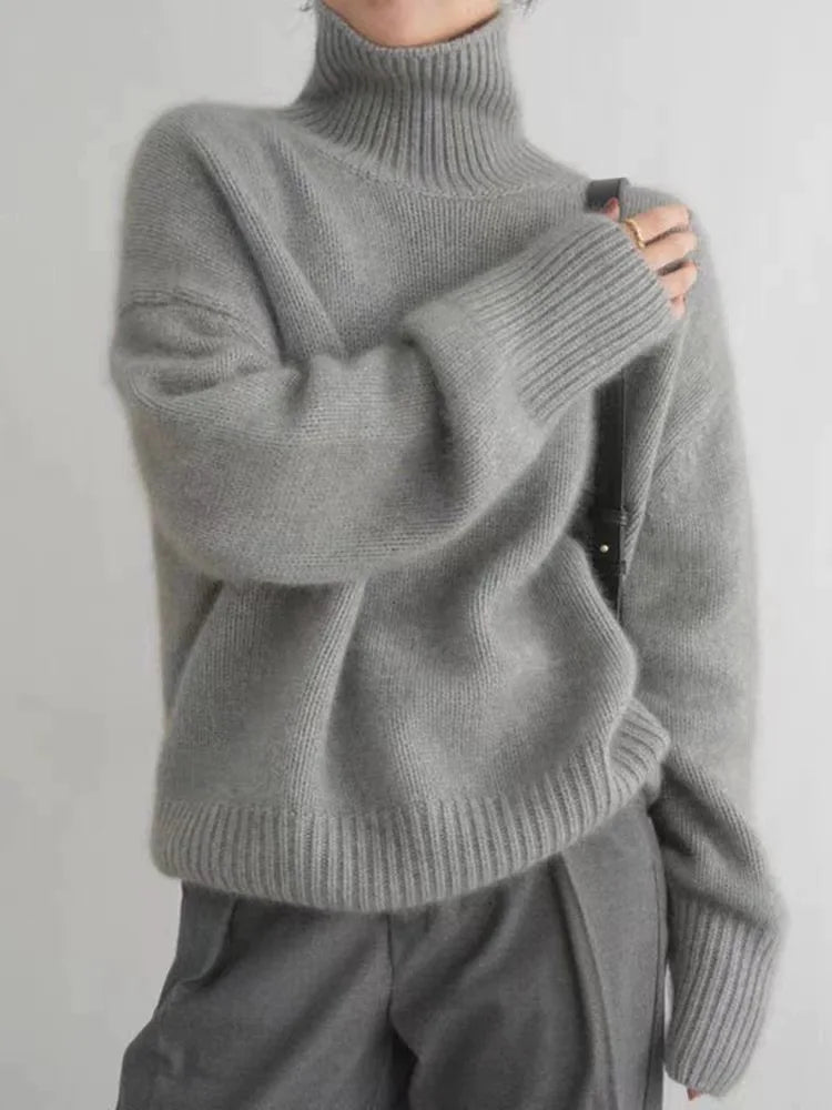 Sofia | Comfortable, knitted, soft turtleneck sweater