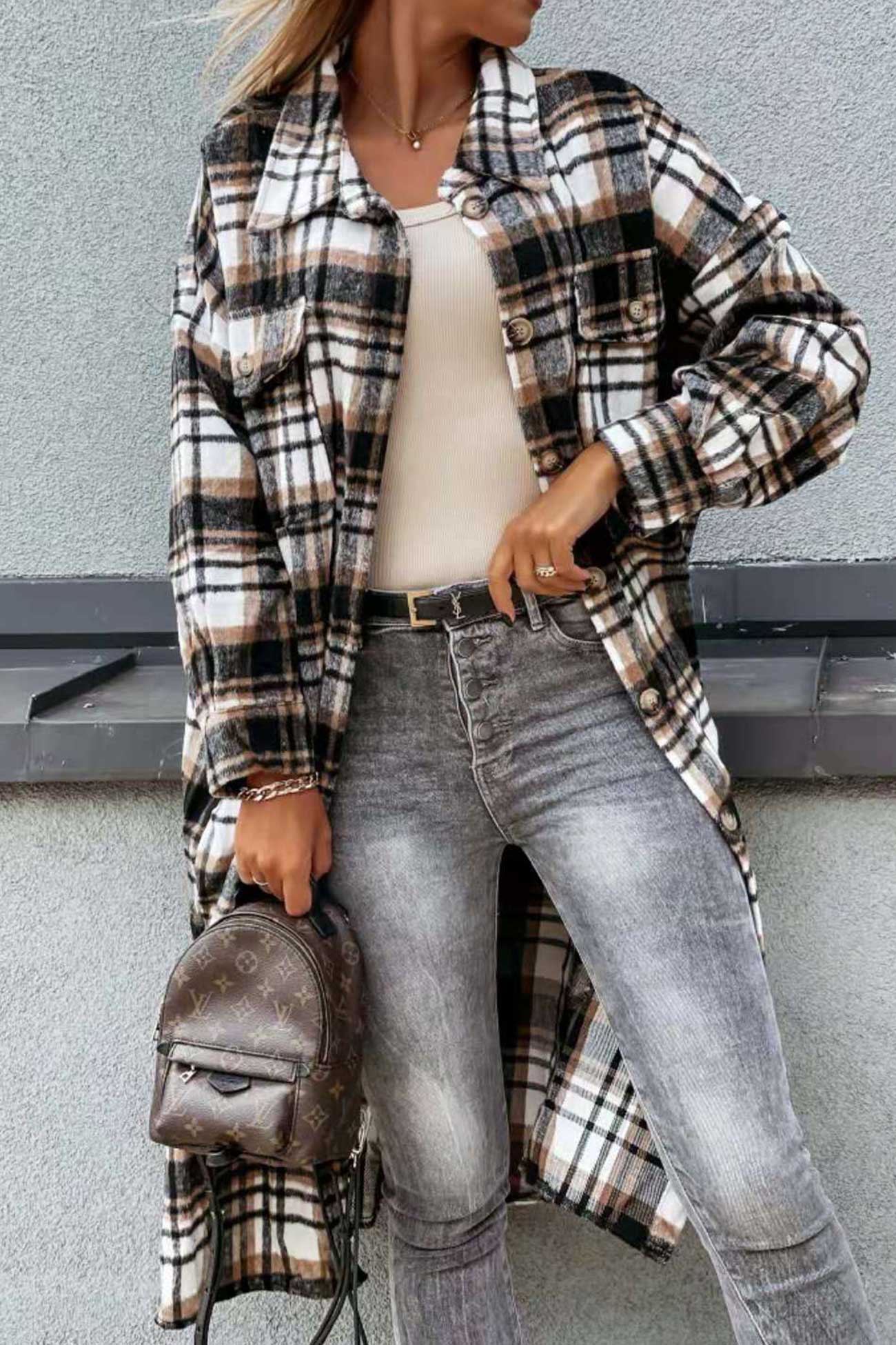 Fabienne | Long, contrasting checked jacket