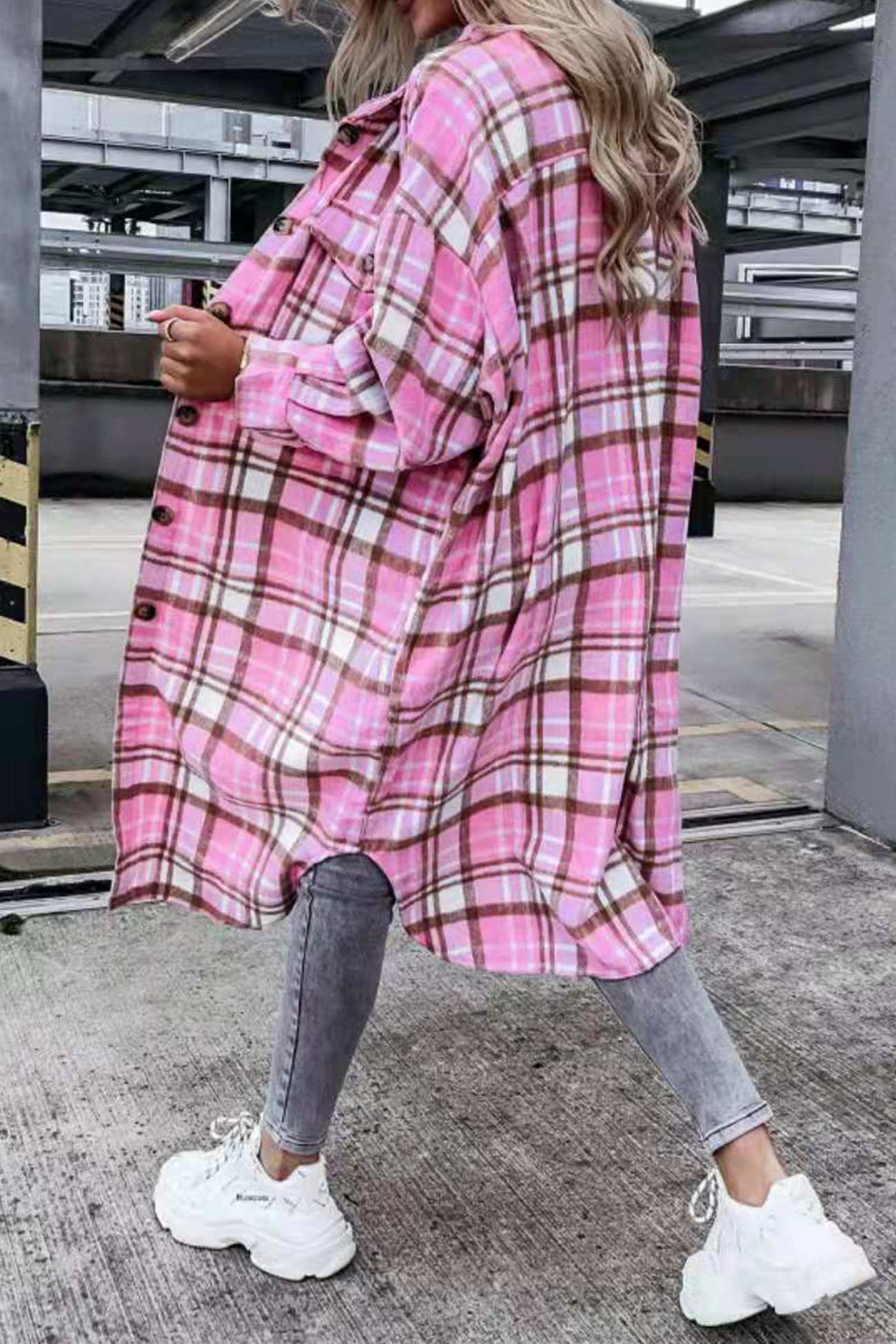 Fabienne | Long, contrasting checked jacket