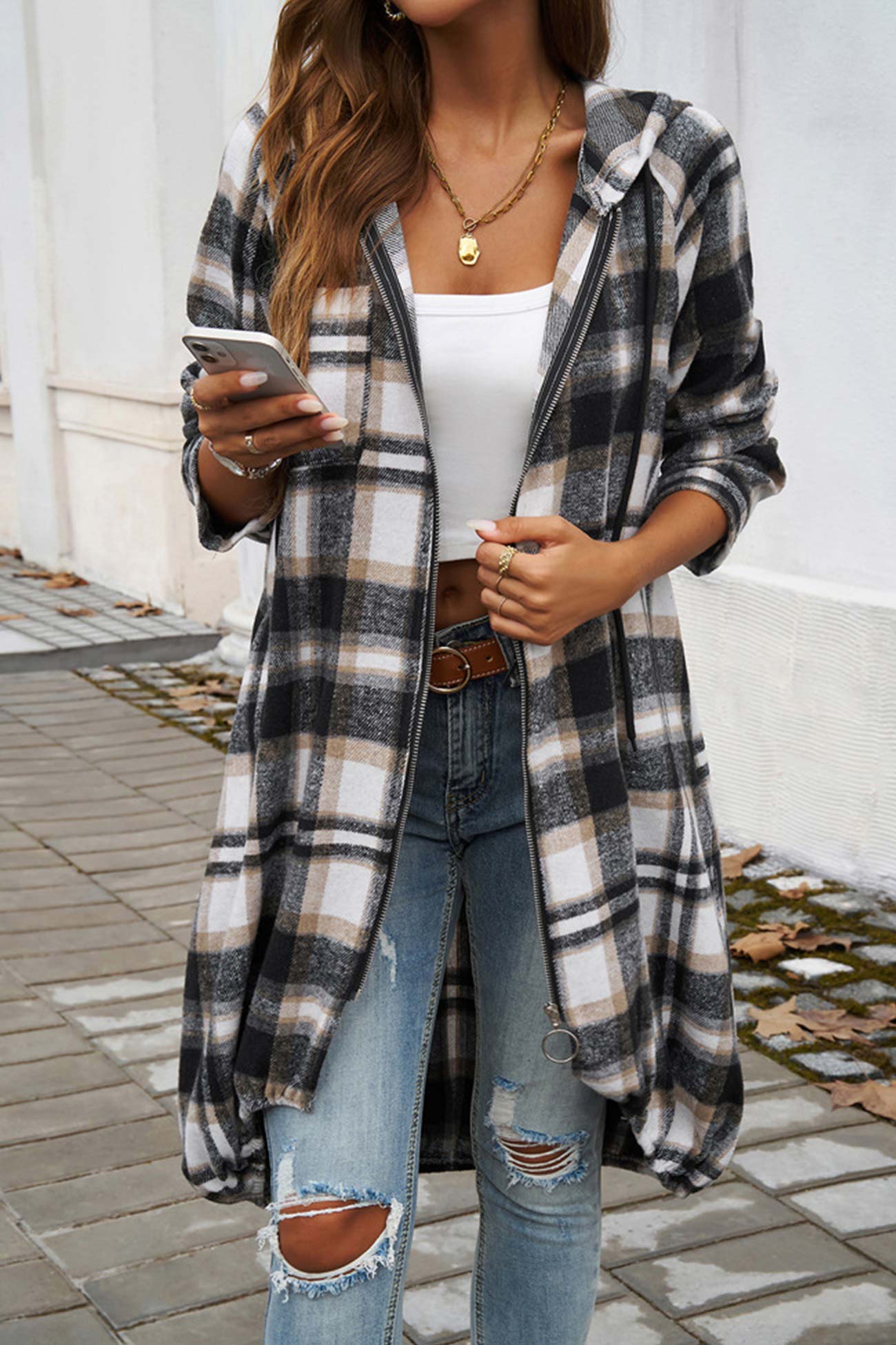 Carmen | Mid-length hoodie with contrast check pattern and zip fastening