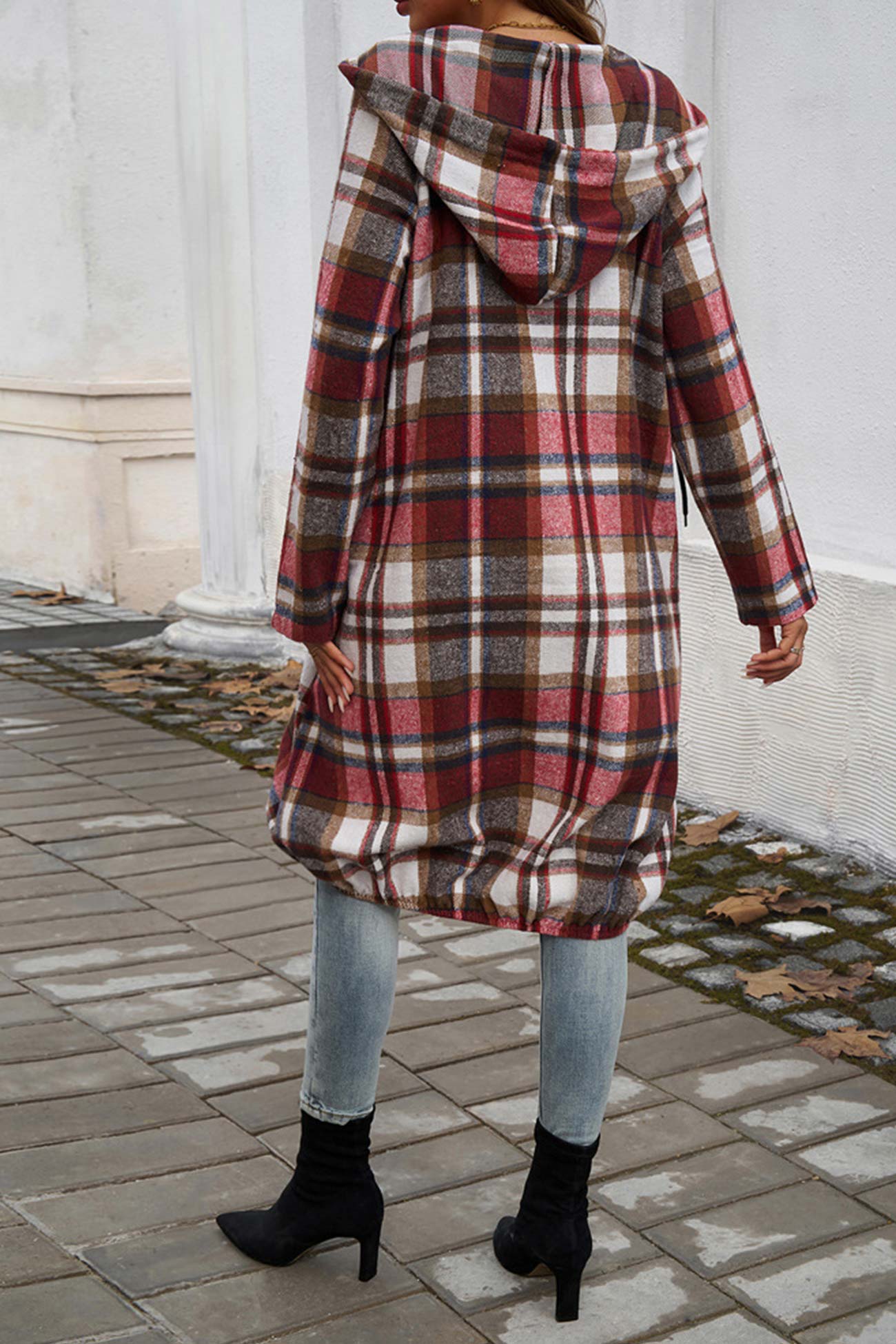 Carmen | Mid-length hoodie with contrast check pattern and zip fastening