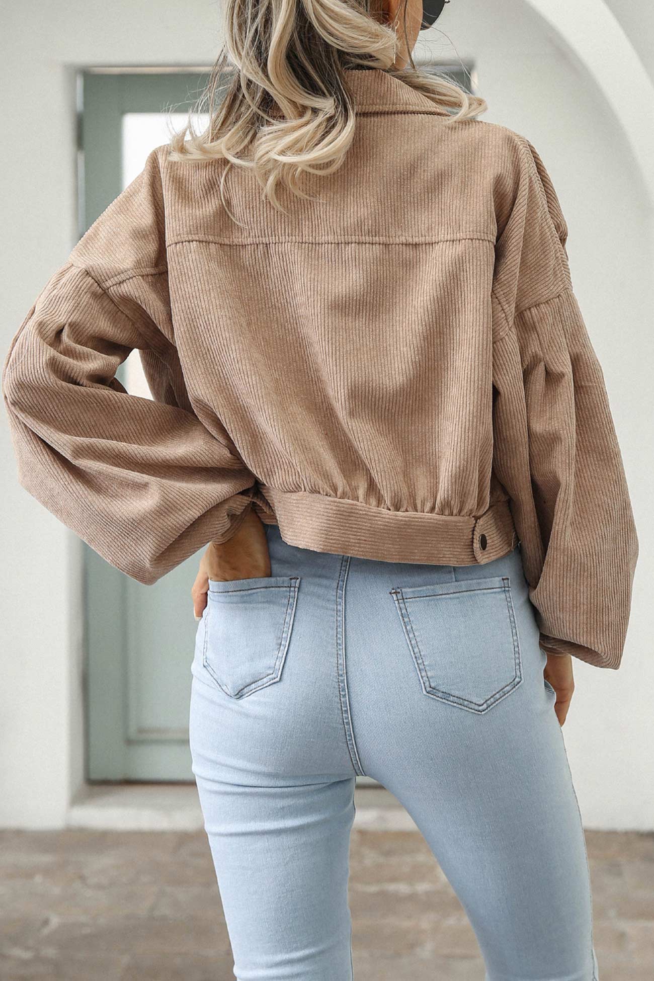 Mia | Single-breasted, short corduroy jacket