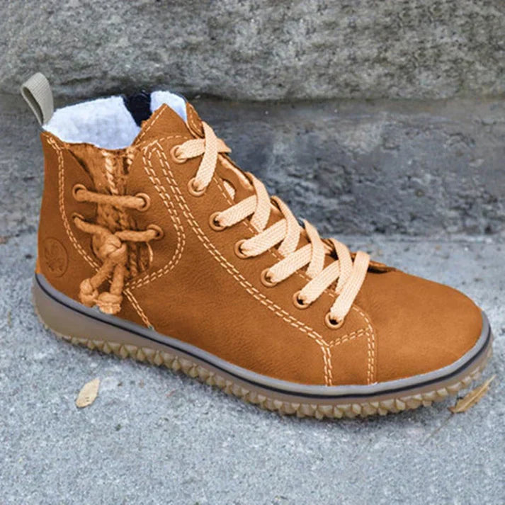 Carmen | Timeless and supportive orthopedic shoes