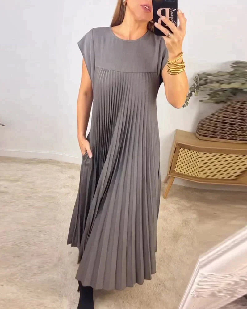Aldina® | Sleeveless Dress With Pleats