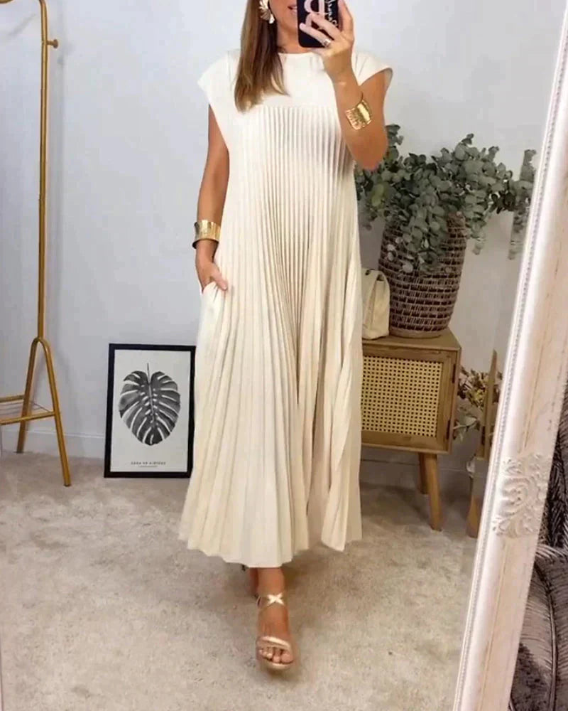 Aldina® | Sleeveless Dress With Pleats