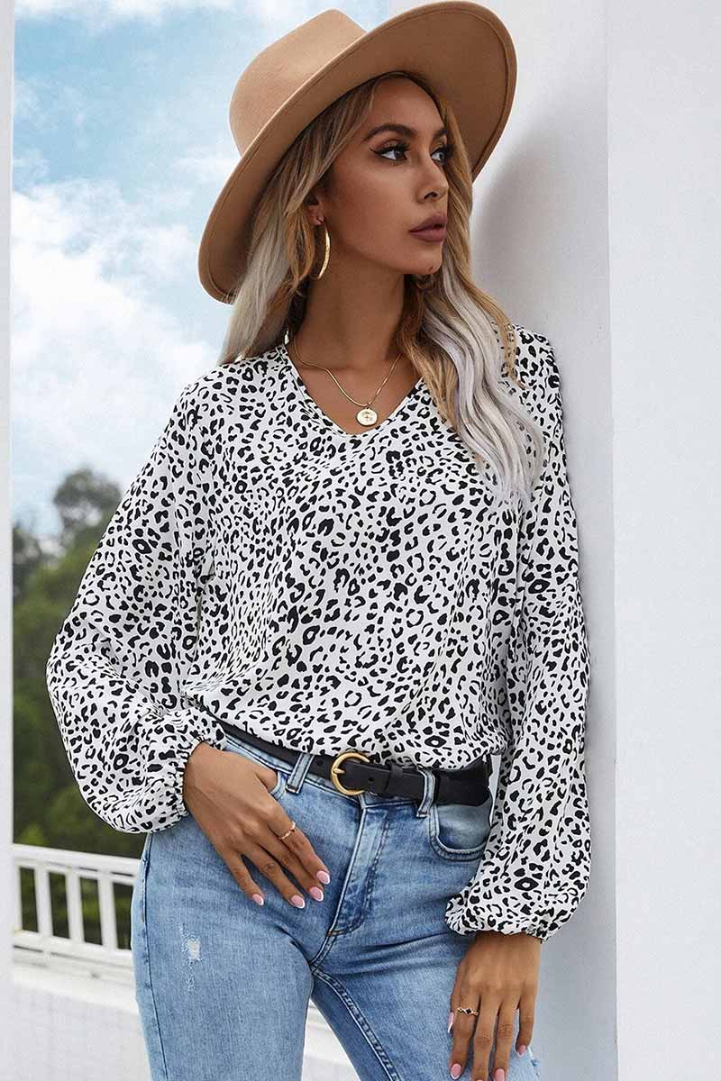 Carmen | Floral print shirt with gathered cuffs