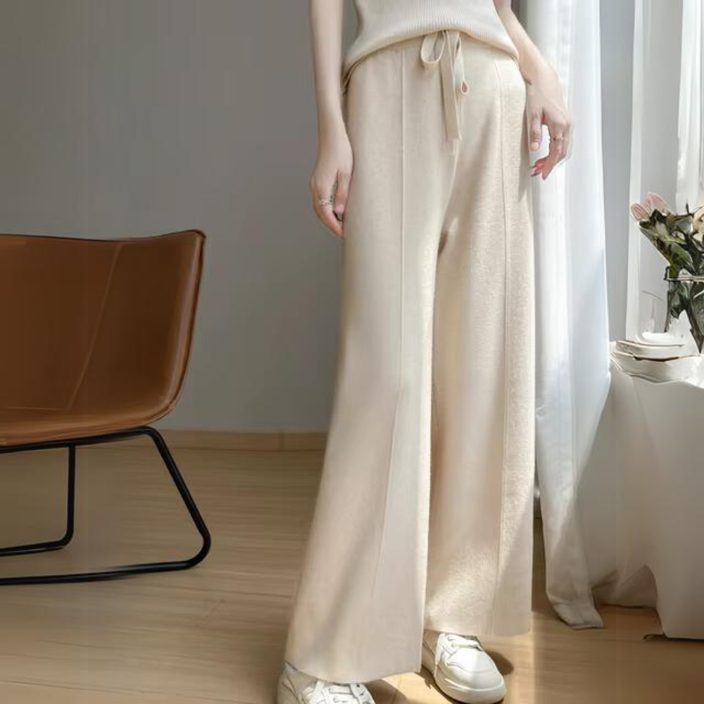 Vanessa | Warm trousers with a high waist