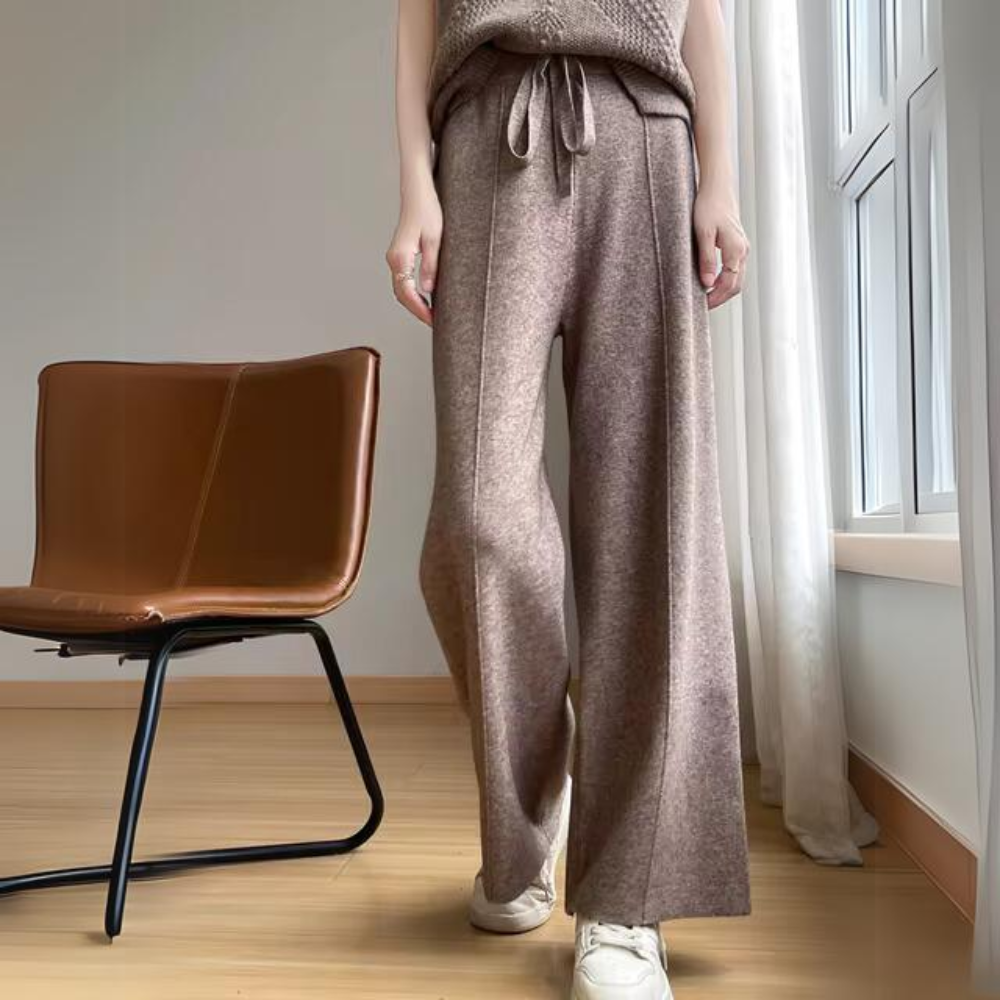 Vanessa | Warm trousers with a high waist