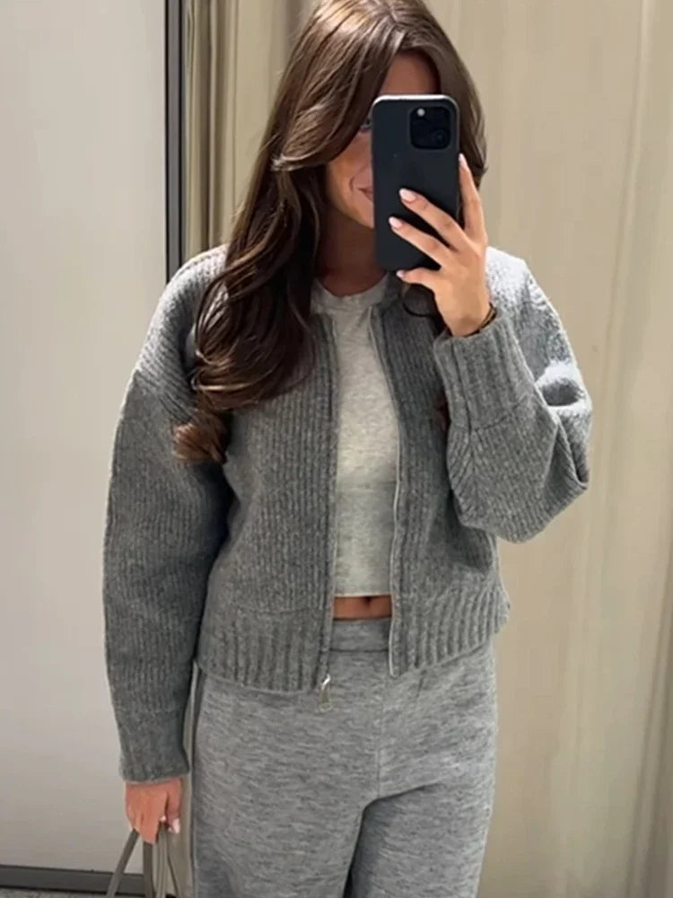 Karla® | Gray O-neck knitted women's sweater, fashion jacket