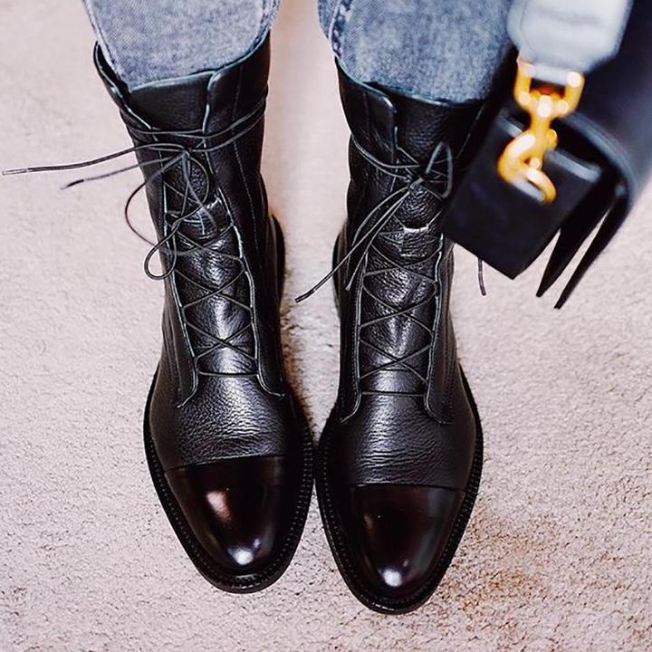 Gabriela | Supportive, lightweight orthopedic boots