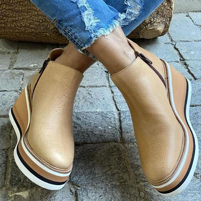 Judith | Versatile and supportive orthopedic boots.
