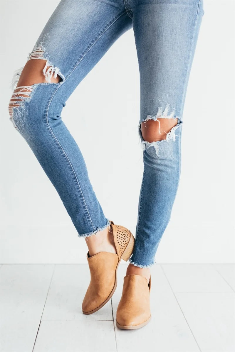 Yvonne | Supportive and fashionable orthopedic boots.