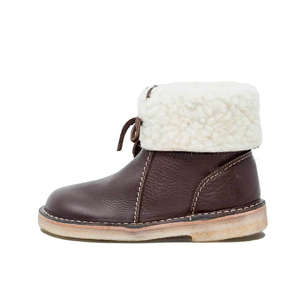 Petra | Fashionable and supportive orthopedic shoes.