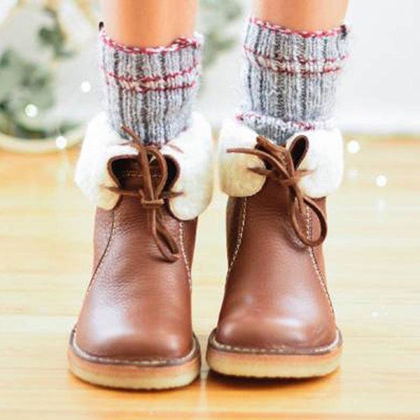 Petra | Fashionable and supportive orthopedic shoes.
